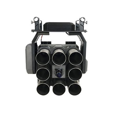 無(wú)人機(jī)煙霧催淚彈發(fā)射器適配大疆M600如風(fēng)等防暴反恐維穩(wěn)利器,反恐防暴 戰(zhàn)術(shù)配合 維穩(wěn)利器,本發(fā)射器產(chǎn)品可適用于無(wú)人機(jī)安防以及救援等多個(gè)領(lǐng)域?？蓲燧d標(biāo)準(zhǔn)38mm 八枚彈藥，可選配催淚彈、爆震彈、煙霧彈、閃光彈、炫目彈等。